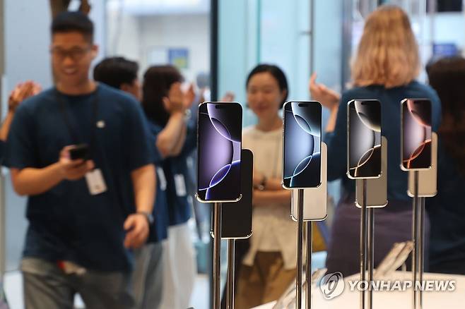 애플 아이폰16 시리즈 [연합뉴스 자료사진]