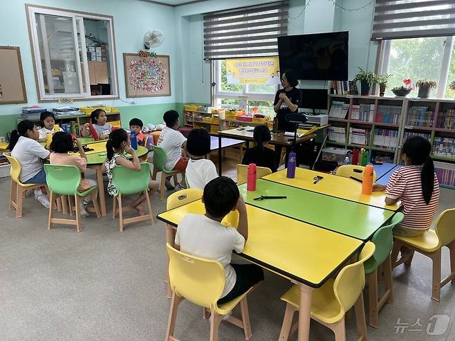 '찾아가는 평생학습강좌' 수업장면 (전남도교육청 제공, 재판매 및 DB 금지)