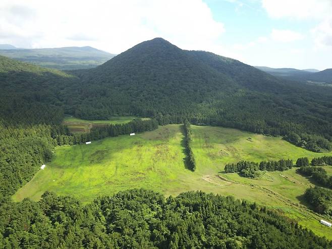 큰노꼬메오름(사진, 비짓제주)