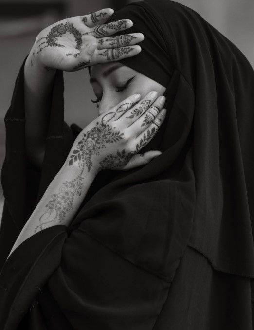 [서울=뉴시스] 전직 성인영화 배우 레이 릴 블랙, 카에 아사쿠라가 무슬림으로 개종한 근황을 전해 화제다.(사진=인스타그램 갈무리) *재판매 및 DB 금지