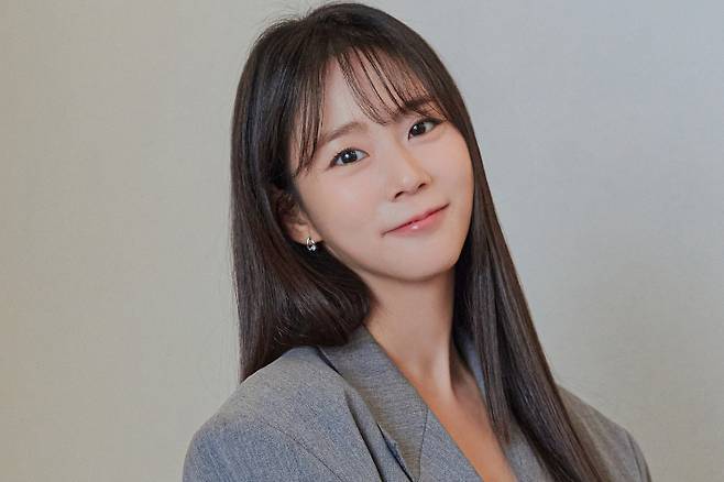 배우 한승연은 기억에 남는 장면으로 극 후반부 어머니들이 딸들을 위해 나서는 신을 꼽았다. 그는 "'이렇게 사는 것은 그분들로 족하다 하십니다'라는 지원이 대사가 있다"며 "어머님들이 힘을 써주신 걸 생각하면서 되게 울컥했다"고 떠올렸다. 티빙 제공