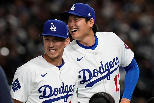 15일 오후 일본 도쿄돔에서 열린 2025 미국프로야구 메이저리그 정규시즌 개막 시리즈 도쿄시리즈 요미우리 자이언츠와 LA 다저스의 경기, 다저스가 요미우리를 5-1로 제압했다. 오타니는 홈런 1개를 포함해 멀티출루를 달성했다. AP 연합뉴스