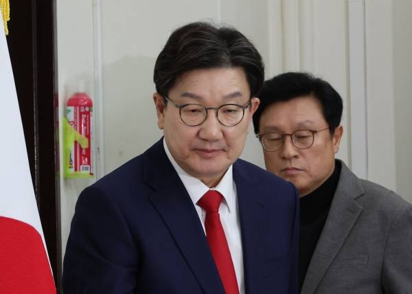 ▲2025년 3월 16일 국회 기자간담회에 참석하러 온 권성동 국민의힘 원내대표 ⓒ연합뉴스