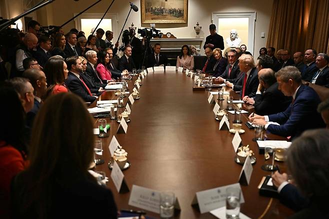 도널드 트럼프 미국 대통령 취임 후 첫 각료회의 [연합뉴스 자료사진]