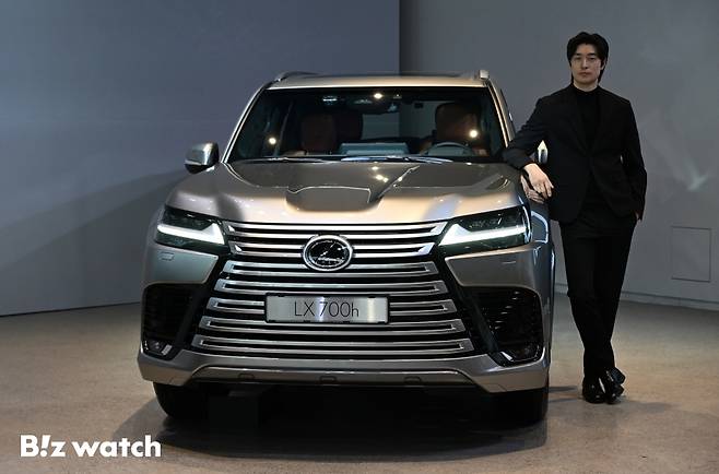 17일 서울 성동구 앤더슨씨 성수 신관에서 프리미엄 대형 SUV 렉서스 '디 올 뉴 LX 700h(The All-New LX 700h)' 미디어 포토세션 행사가 열리고 있다./사진=이명근 기자 qwe123@