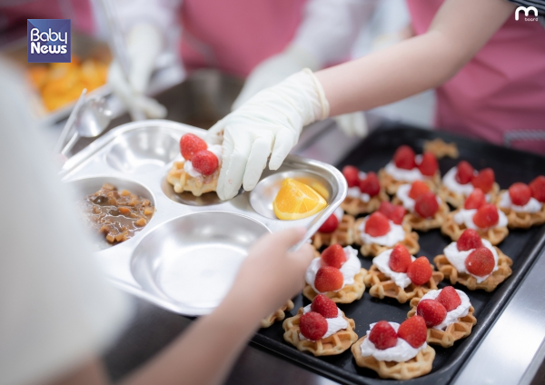 의사표현이 시작되면 제일 먼저 하는 것이 '요구하기'를 가르치는 것이다. ⓒ박현주