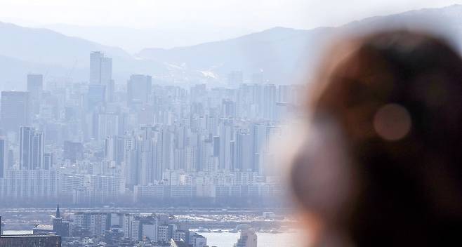 사진은 3일 서울 중구 남산에서 바라본 서초·강남권 아파트 일대. 2025.3.3/뉴스1 ⓒ News1
