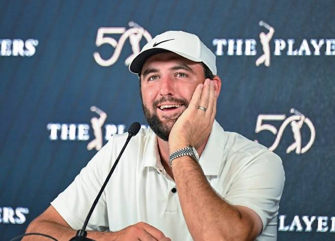 2024년 플레이어스 챔피언십에서 우승한 후 인터뷰하고 있는  스코티 셰플러/ PGA투어