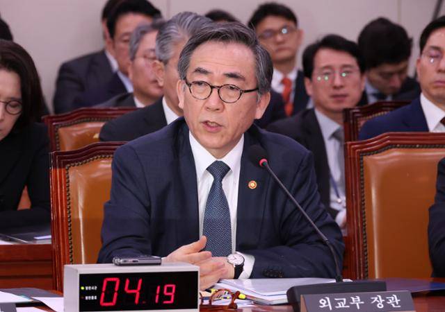 조태열 외교부 장관이 11일 오전 서울 여의도 국회에서 열린 외교통일위원회 전체회의에서 의원 질의에 답변하고 있다. 뉴시스