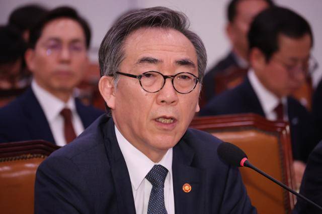 조태열 외교부 장관이 11일 오전 서울 여의도 국회에서 열린 외교통일위원회 전체회의에서 의원 질의에 답변하고 있다. 뉴시스