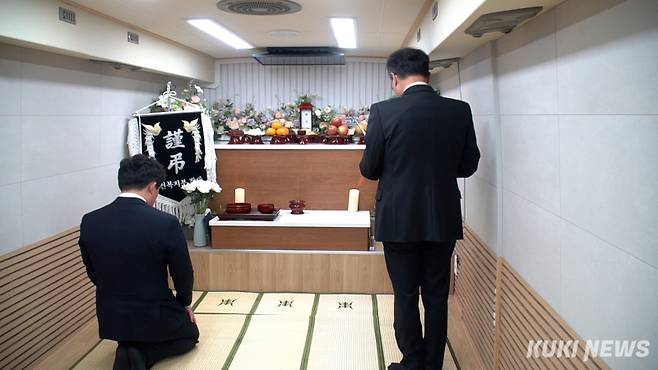 지난 7일 대전의 한 화장장에서 무연고 사망자 A씨의 장례가 치러졌다. 이우중 인턴기자