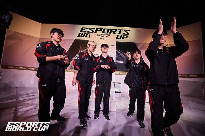 EWC 제공. 사진=이고르 베즈보로도프