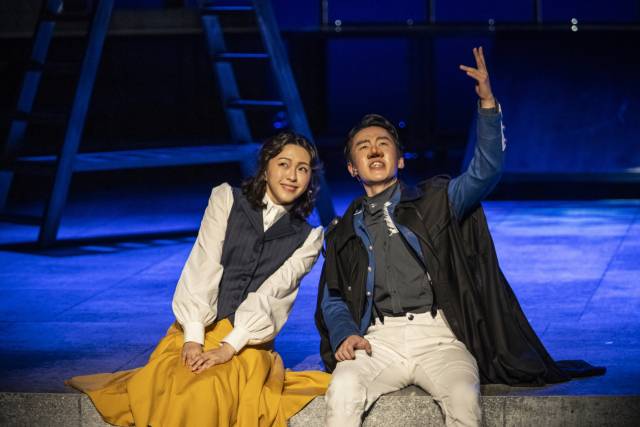 연극 '록산느를 위한 발라드' 공연의 한 장면/사진 제공=국립극단