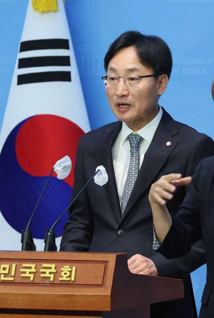 임광현 더불어민주당 의원(사진=뉴시스)