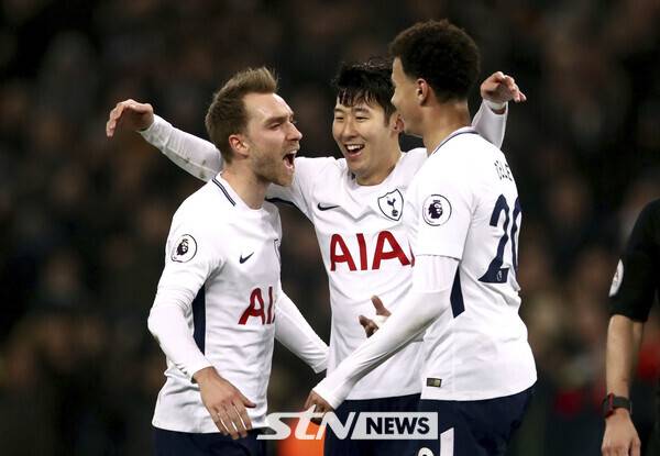 토트넘 홋스퍼에서 호흡을 맞췄던 크리스티안 에릭센, 손흥민, 델레 알리. 사진┃뉴시스/AP