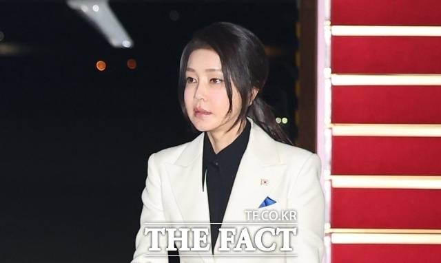 윤석열 대통령 배우자 김건희 여사 관련 의혹을 수사하는 상설특검 요구안과 세관 마약 수사 외압 의혹 상설특검 요구안이 국회 법제사법위원회 문턱을 넘었다./뉴시스