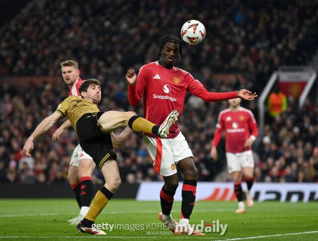 아스널 아카데미출신으로 맨유에서 뛰고 있는 에이든 헤븐./게티이미지코리아