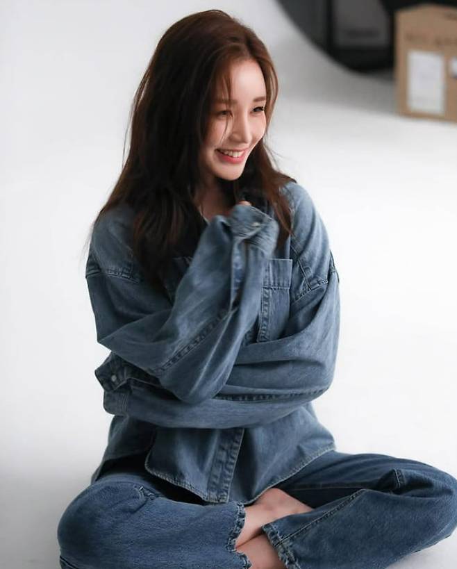 사진=윤진이 SNS