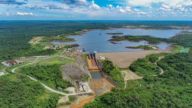 DL이앤씨가 시공 중인 인도네시아 카리안댐.