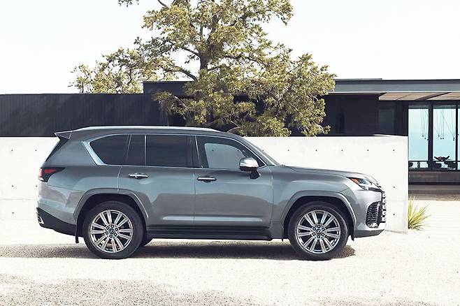 렉서스 디 올 뉴 LX 700h