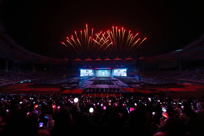 세븐틴 팬미팅 ‘2025 SVT 9TH FAN MEETING’(이하 ‘캐럿랜드’) (제공: 플레디스)