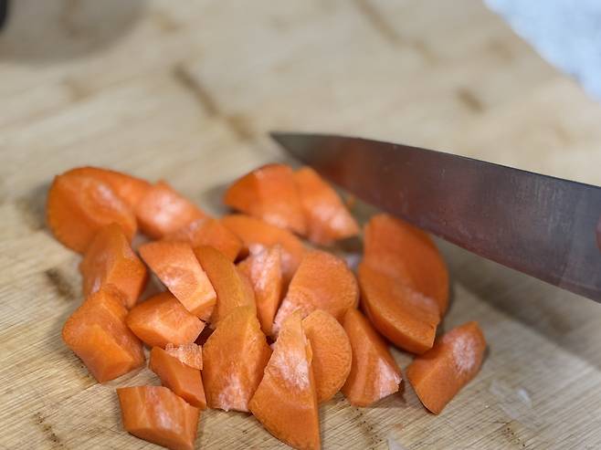 ▲ 중세 느낌으로 숭덩숭덩