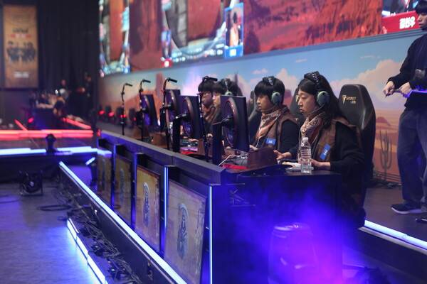 - 치열한 경쟁에 집중하는 선수들