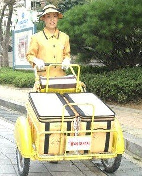 1790cc06a8c89cc7.jpg 한국 야쿠르트 아주머니계 전설로 남으셨던 분 한국 야쿠르트 아주머니계 전설로 남으셨던 분...jpg 한국 야쿠르트 아주머니계 전설로 남으셨던 분...jpg