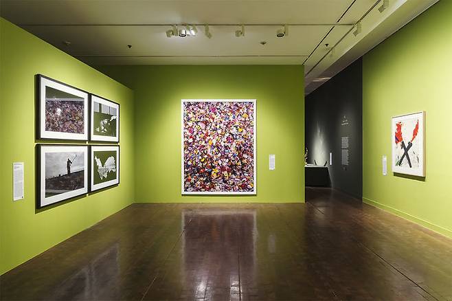 《서시-별을 노래하는 마음으로》 전시 전경, 사진 CJY ART STUDIO(조준용). ⓒ 2025, 서울시립미술관 (8) *재판매 및 DB 금지