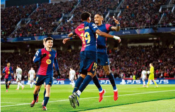 스페인 라리가 FC 바르셀로나가 3월 11일(현지 시간) 스페인 바르셀로나 에스타디 올림픽 루이스 콤파니스에서 열린 2024∼2025시즌 유럽축구연맹(UEFA) 챔피언스리그(챔스) 16강 2차전에서 SL 벤피카를 3-1로 누르고 8강에 진출했다.  GettyImages