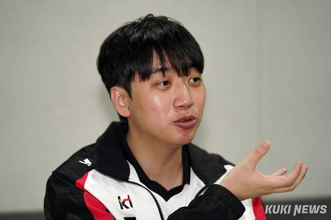 KT롤스터 소속 '스코어' 고동빈 감독이 21일 서울 영등포구 롤스터 사옥에서 쿠키뉴스와 인터뷰하고 있다. 유희태 기자