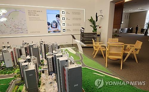 한산한 아파트 견본주택 [사진=연합뉴스]