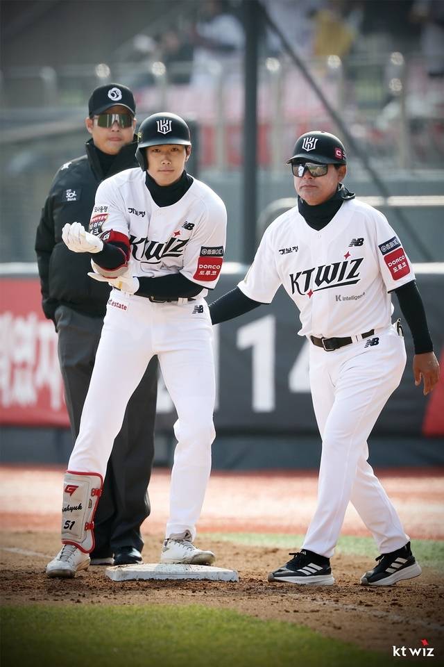 장진혁은 빠르게 부상을 털고 돌아올 수 있을까. 사진=KT 제공