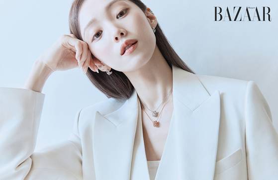 이성경, 하퍼스 바자 코리아 제공