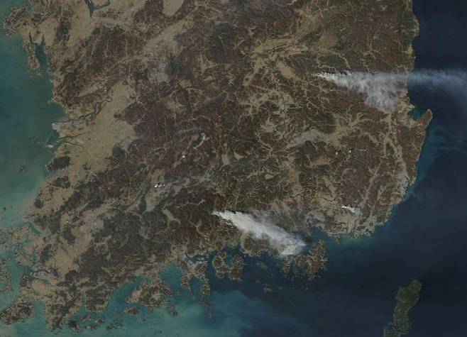 IMG_1313.jpeg 21~22일 한반도 위성사진 근황 ㅎㄷㄷㄷㄷㄷㄷ