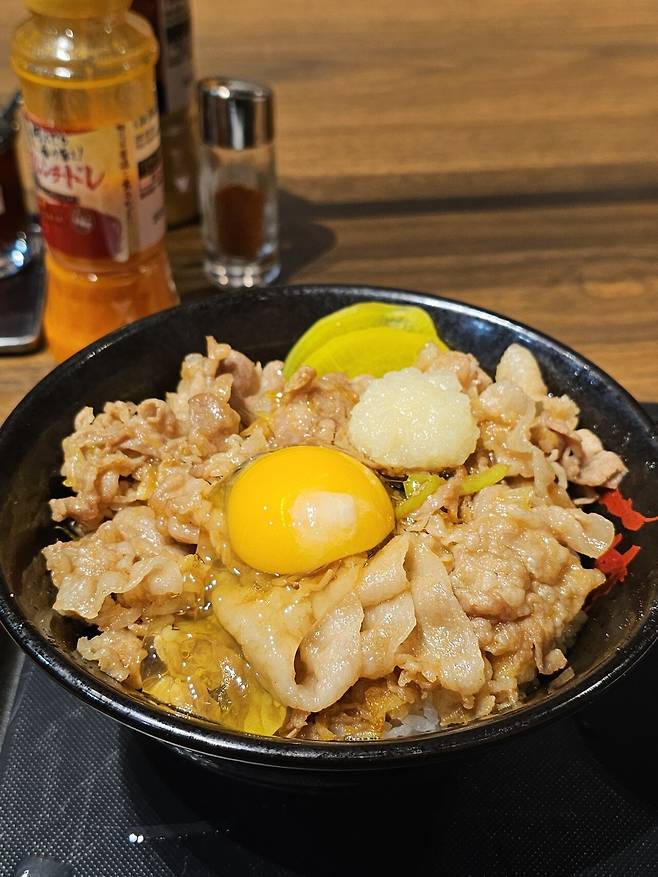 20250323_185911.jpg <도쿄맛집> 도쿄 부타동 맛집, 전설의 스타동 ㄷㄷㄷ.jpg