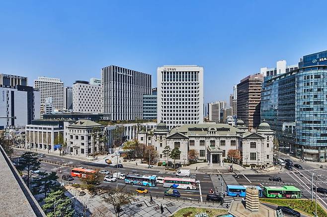 Bank of Korea headquarters in Seoul (Bank of Korea)