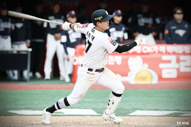 배정대 끝내기 안타의 순간./KT 위즈