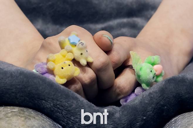 키키(KiiiKiii) 수이