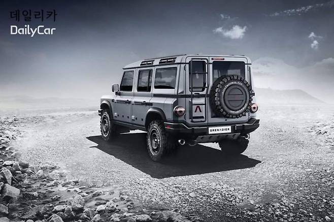 영국 이네오스 그레나디어 (Ineos Grenadier)