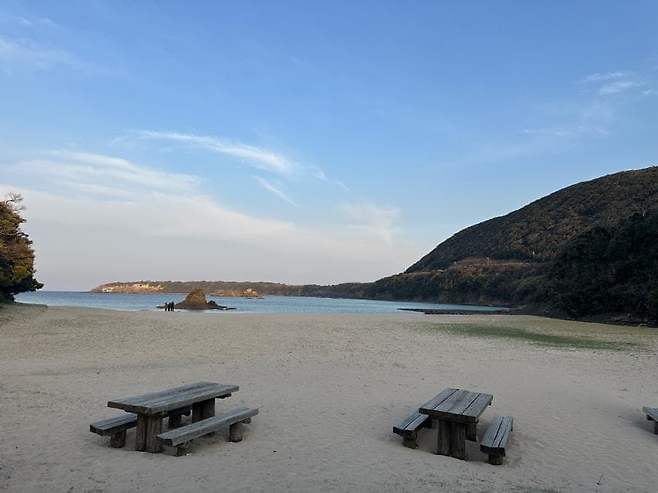 06bcdb27eae639aa658084e54484746e3d619c5043eb4c8ed6d74689061510a269998ab6afaef9d5e0e1738f6419e7