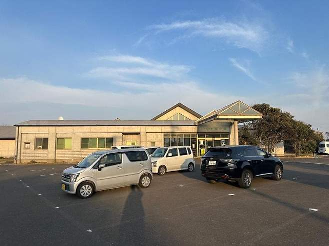 06bcdb27eae639aa658084e54484746e3d619c5043eb4c8ed6d74689061517a288dc9aa54d822d8d9e72d3a4eb6a80