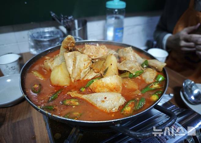 [서울=뉴시스] 샤오미15 울트라로 촬영한 사진. 자연스러운 보케 효과를 제공한다.