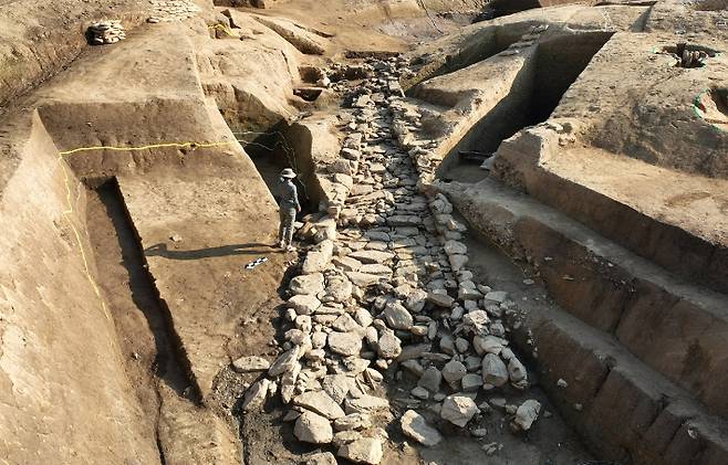 배수로 전경. 함안군 제공