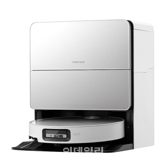 2025 플래그십 모델 ‘로보락 S9 맥스V 울트라’(사진= 로보락)