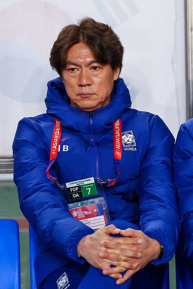 홍명보 한국 축구 국가대표팀 감독