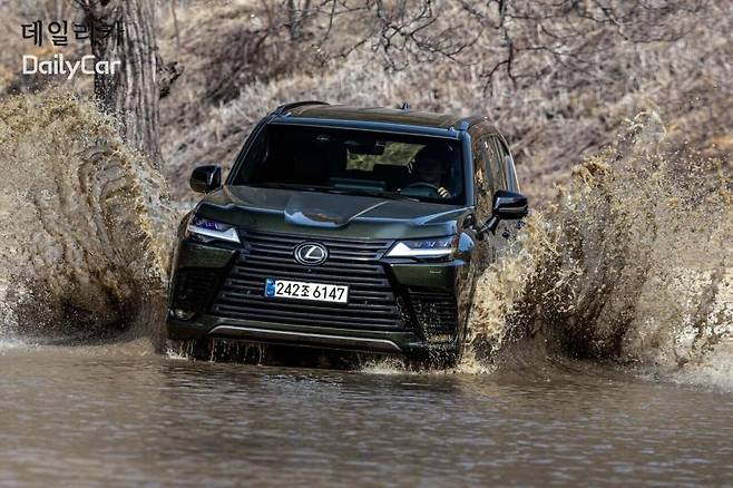 렉서스 LX700h