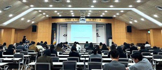 [창원=뉴시스]농업수입안정보험 권역별 설명회.(사진=경남농협 제공) 2025.03.21.photo@newsis.com *재판매 및 DB 금지