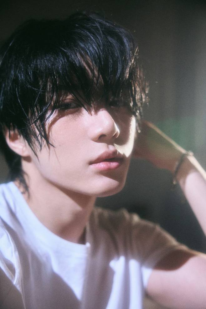 [서울=뉴시스] 투모로우바이투게더 범규. (사진 = 빅히트 뮤직 제공) 2025.03.27. photo@newsis.com *재판매 및 DB 금지