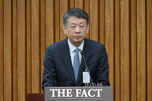 김광일 MBK파트너스 부회장 등 MBK파트너스와 영풍 연합 측 이사 후보 3인이 28일 서울 용산구 몬드리안 호텔에서 열린 고려아연 정기 주주총회에서 의결권 제한에도 집중투표제를 통해 고려아연 이사회 진입에 성공했다. /국회사진취재단